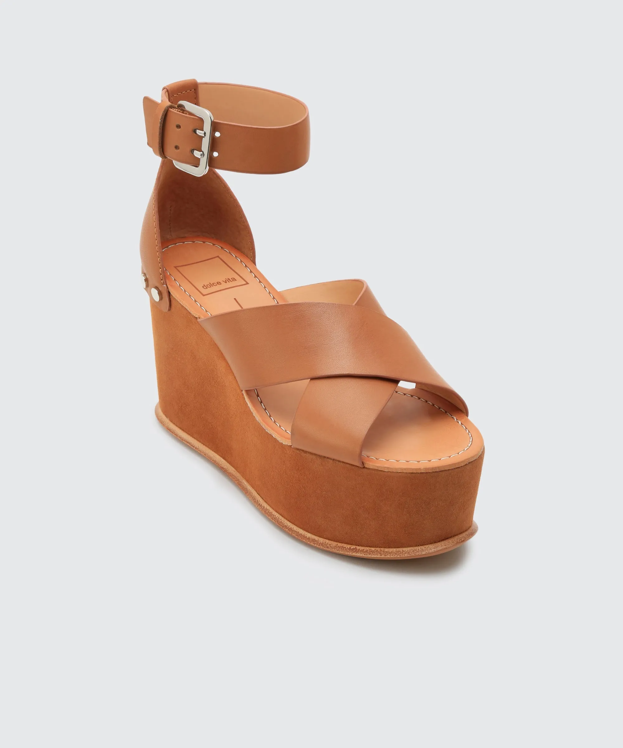 DALRAE WEDGES CARAMEL - re:vita