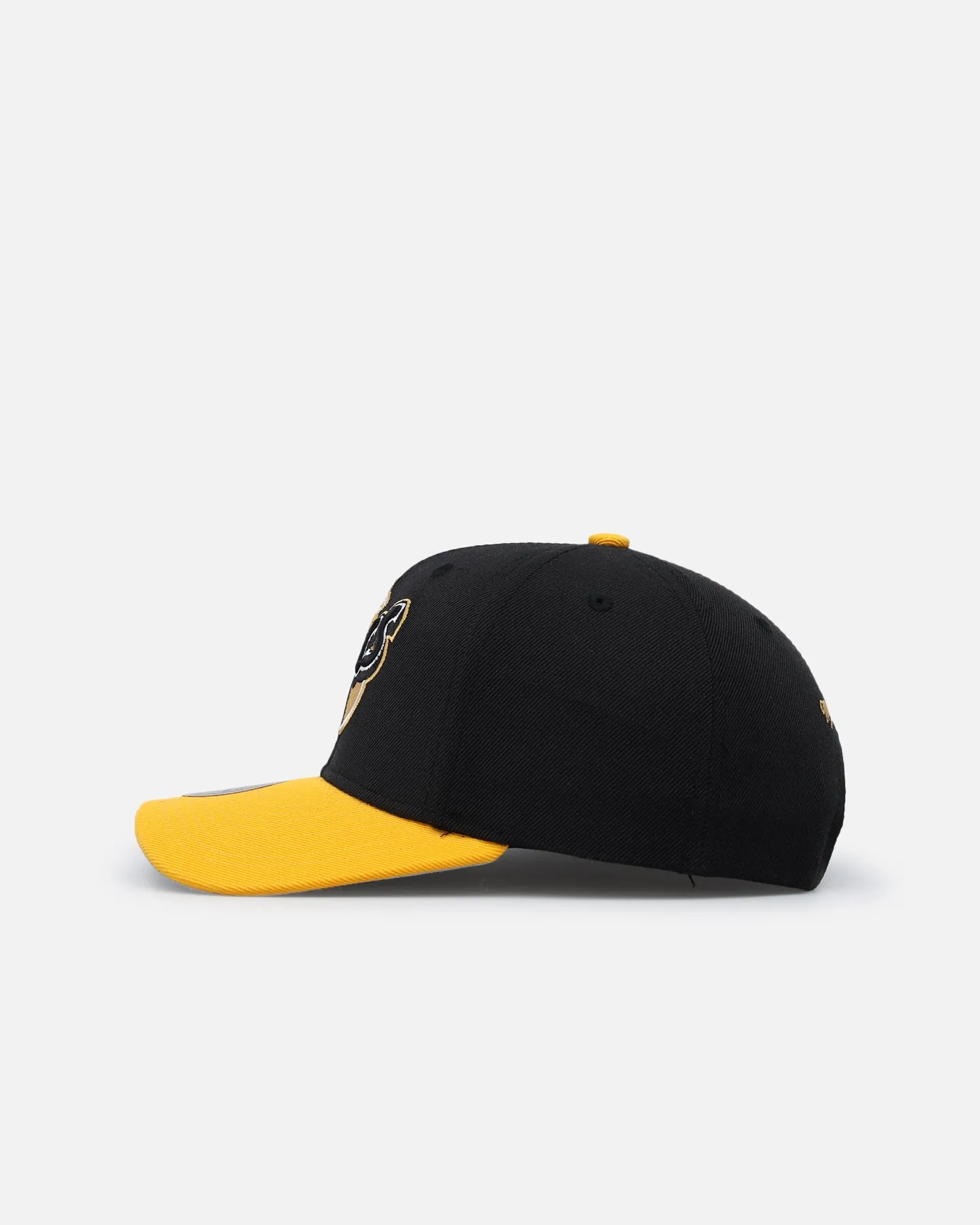 Mitchell & Ness Seattle SuperSonics Enter The Dragon Pro Crown Snapback Black/Ochre